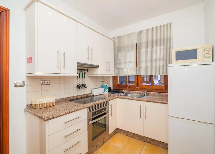 Paraiso Bamboo - 2 Bedrooms, 2 Bathrooms, Fibre Net, Heart Of The Gigantes, Tv Channels 아파트 *